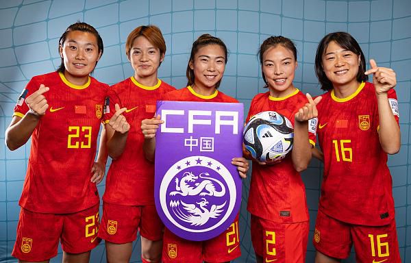 日本综合欧美一区二区三区