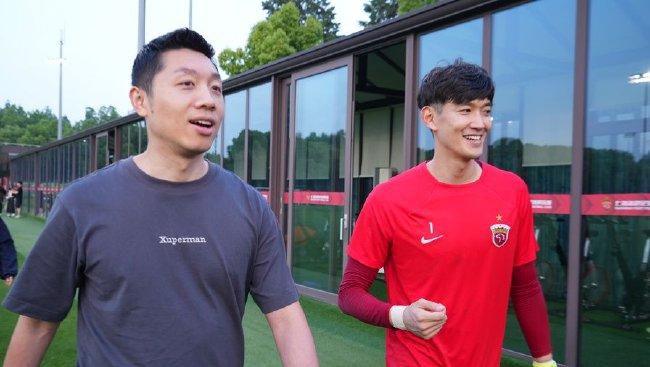 伊人免费在线观看