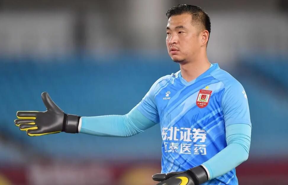 艾娃亚当斯